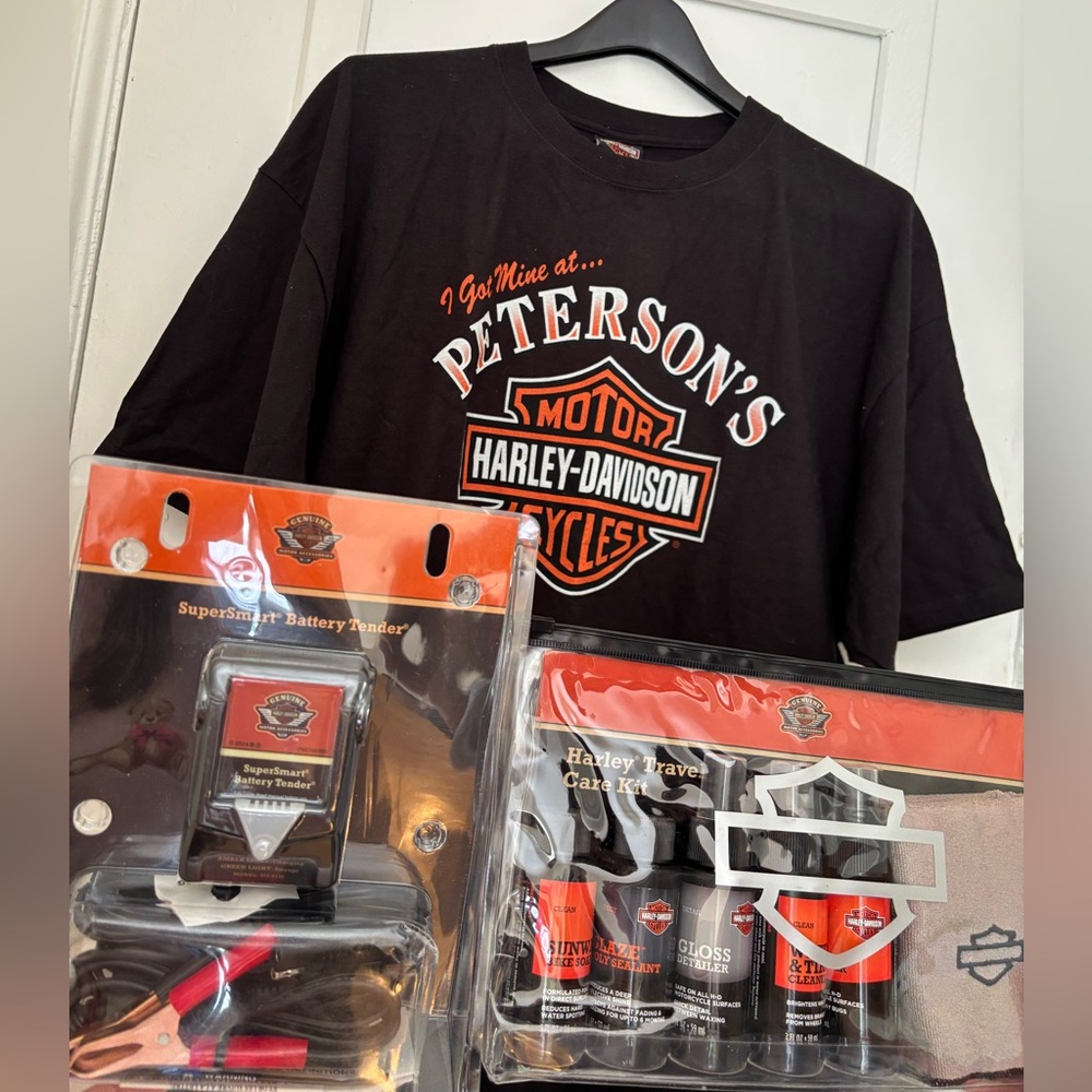 Harley-Davidson bundle 🏍️🔥 – perfect gift for any biker or Harley fan